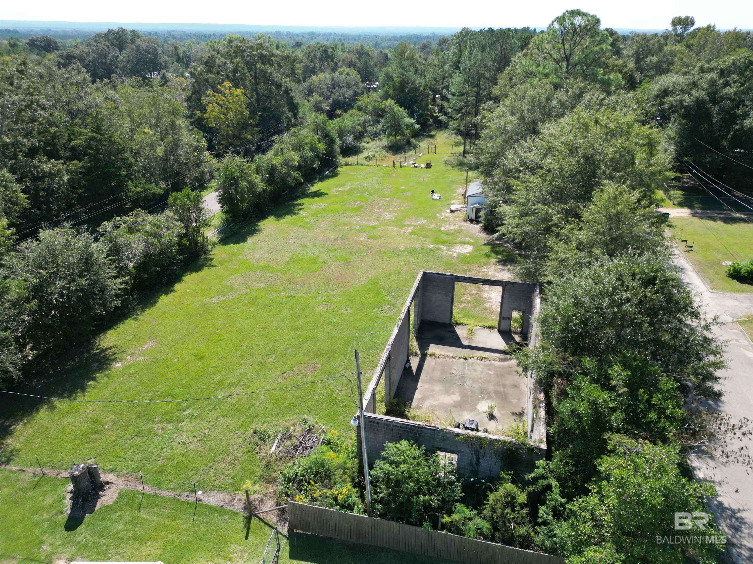 Flomaton, AL 36441,09 Van Hoosen Road