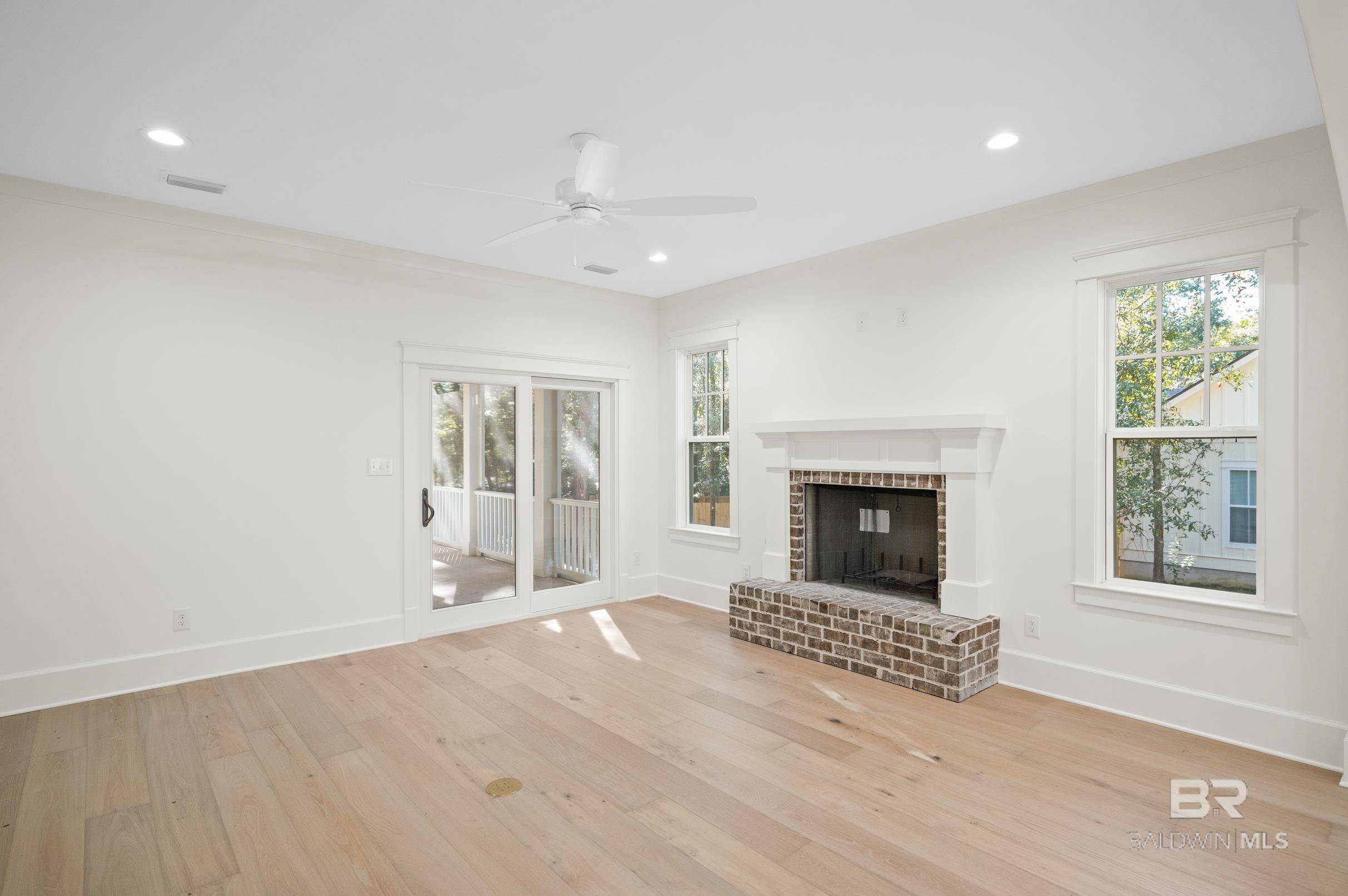 Daphne, AL 36526,310 Beall Lane
