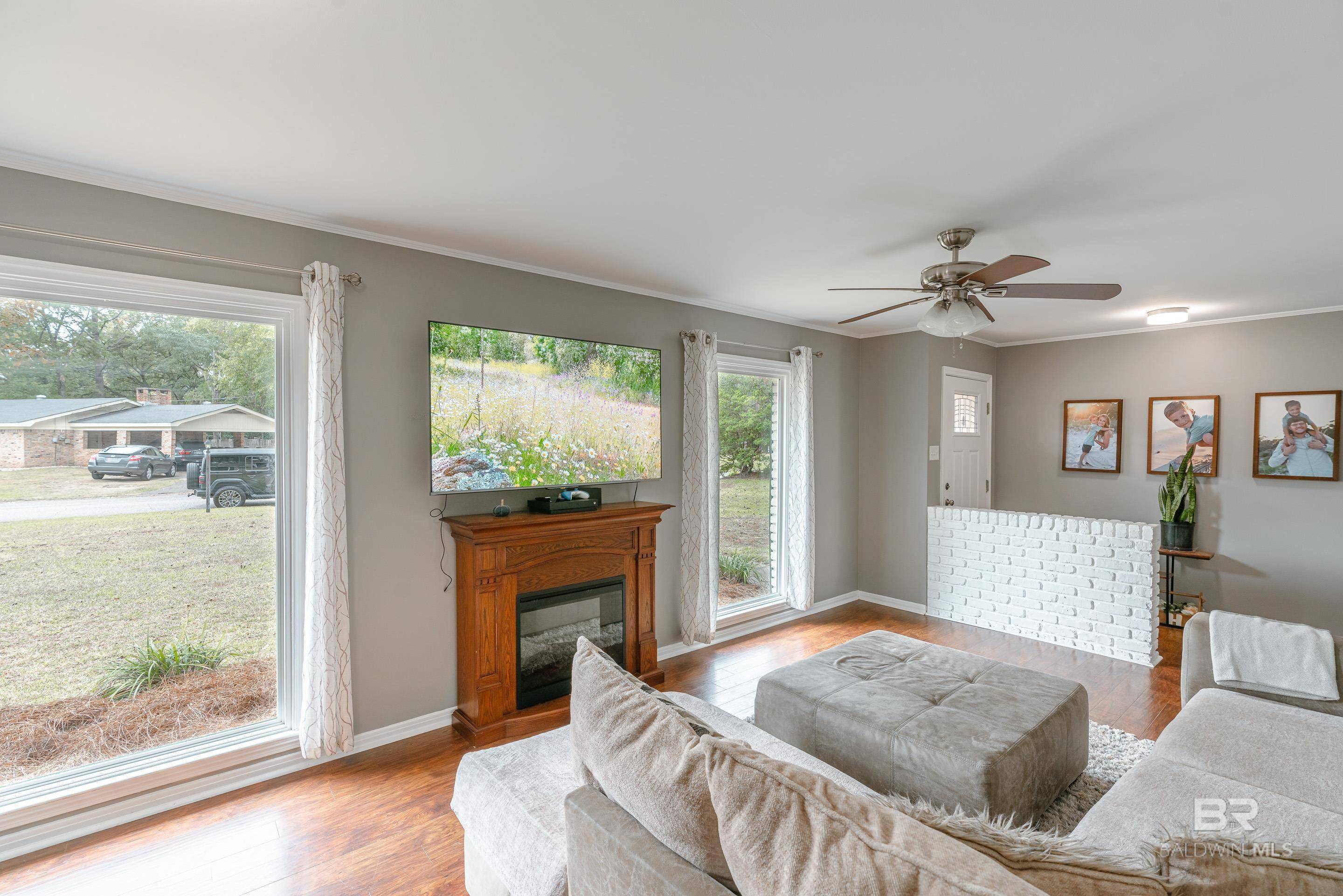 Mobile, AL 36693,5054 Woodmere Street