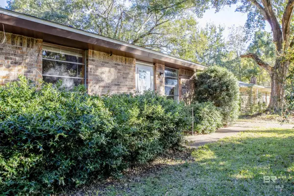 301 S Elm Street, Foley, AL 36535