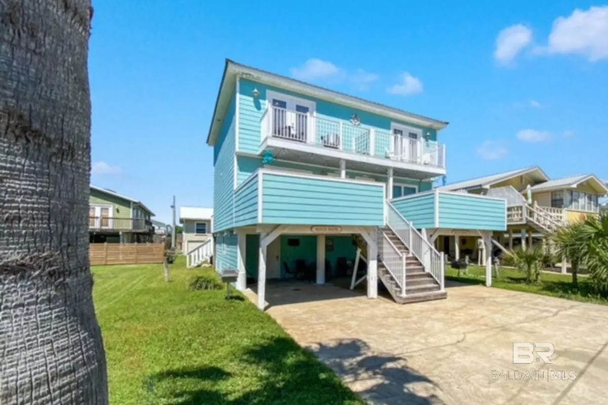 Gulf Shores, AL 36542,512 E 1st Avenue