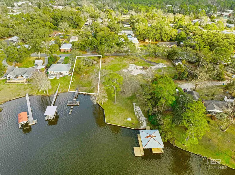 9281 Brighton Avenue, Elberta, AL 36530