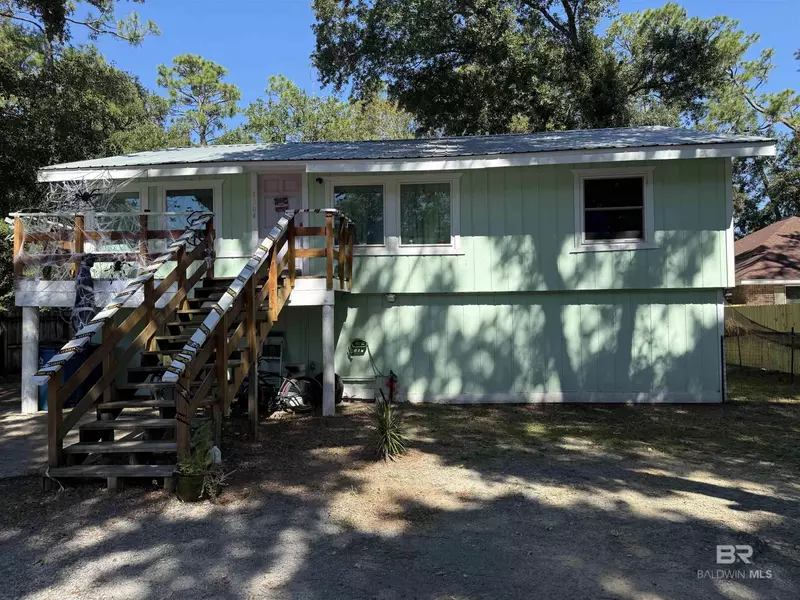 1004 E 23rd Avenue, Gulf Shores, AL 36542