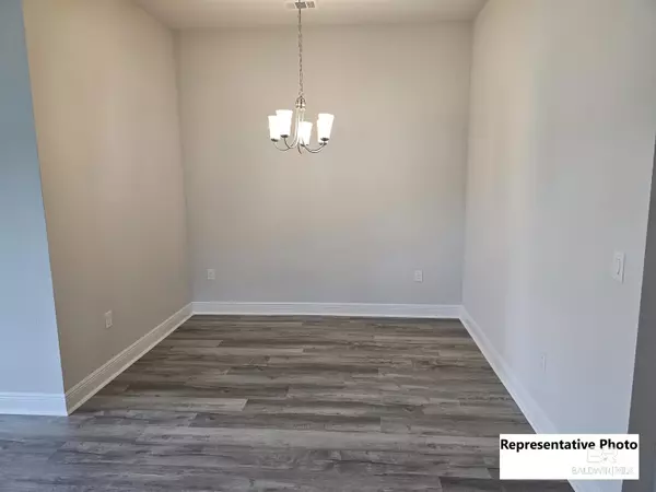 Foley, AL 36535,665 Revere Street