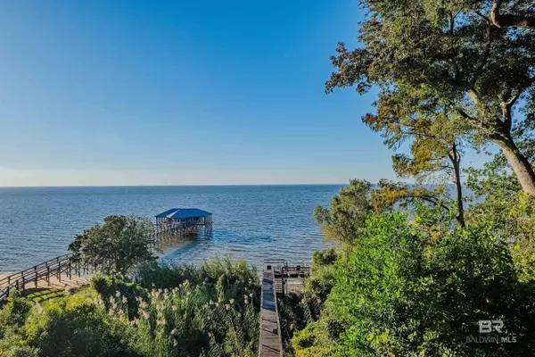Fairhope, AL 36532,565 N Mobile Street