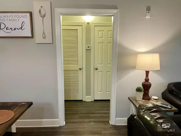 Foley, AL 36535,450 Park Avenue #808