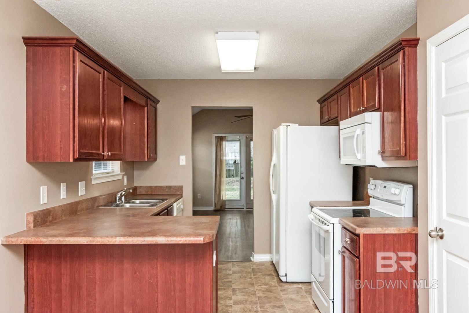 Mobile, AL 36695,825 W Willow Bridge Drive