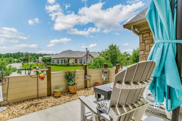 Foley, AL 36535,303 Holmes Avenue #303