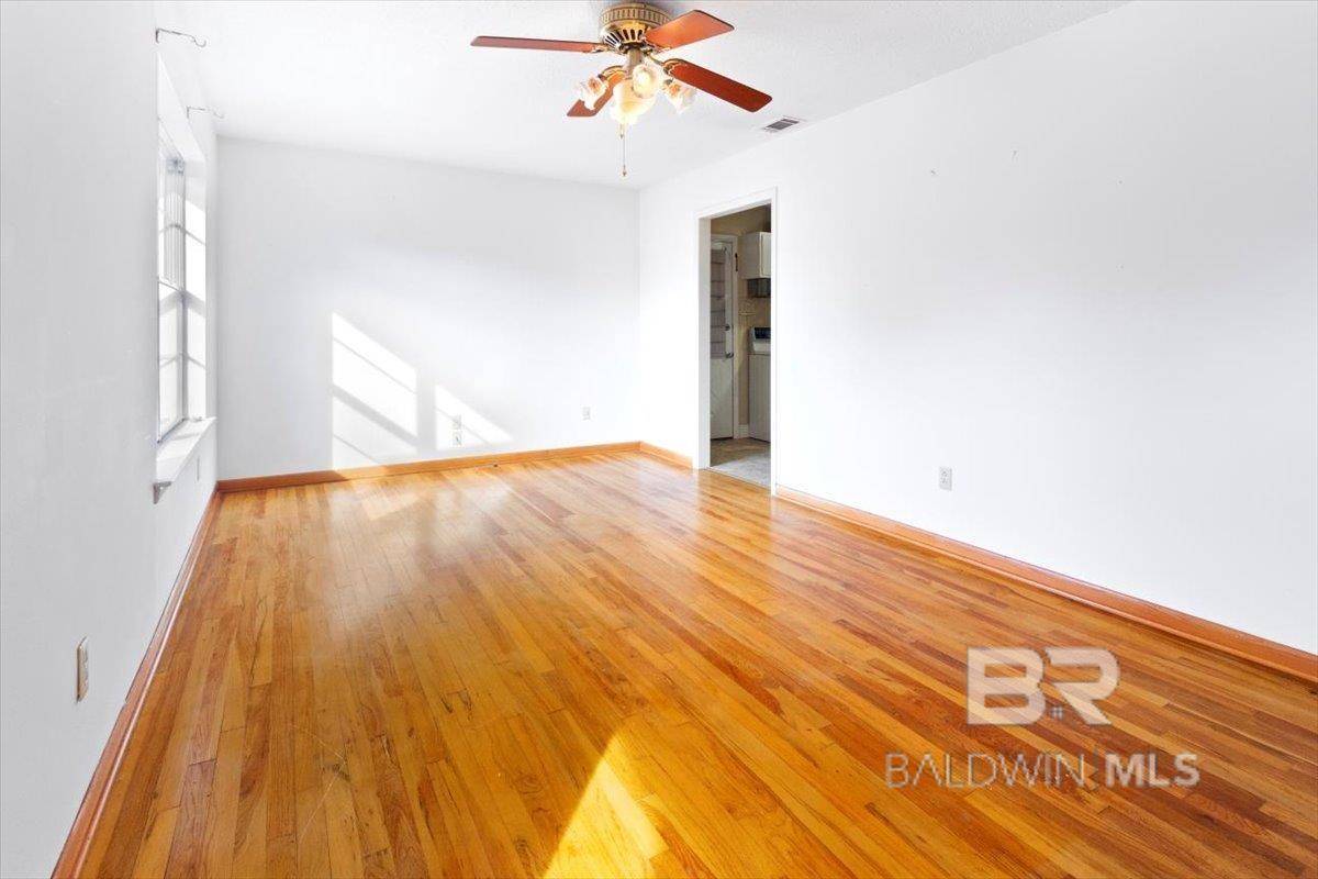 Fairhope, AL 36532,483 Dogwood Avenue