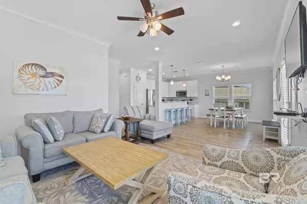 Gulf Shores, AL 36542,336 E 1st Avenue