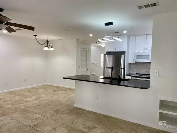 Gulf Shores, AL 36542-3456,1517 Regency Road #142