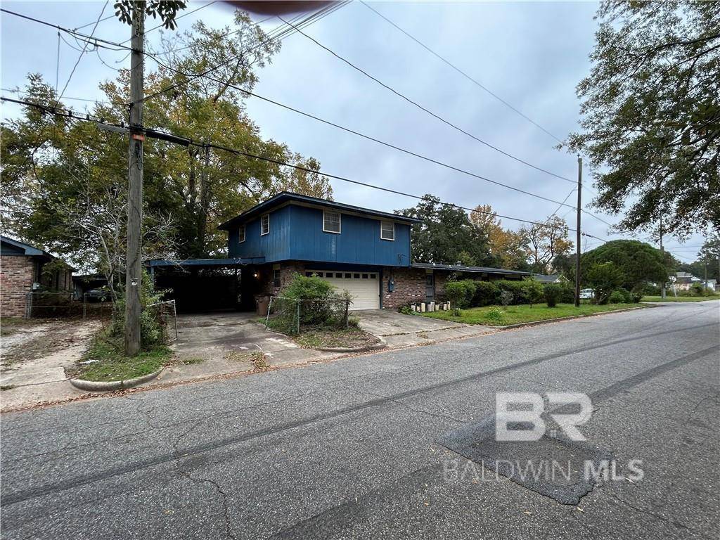 Mobile, AL 36605,1712 Waterford Street