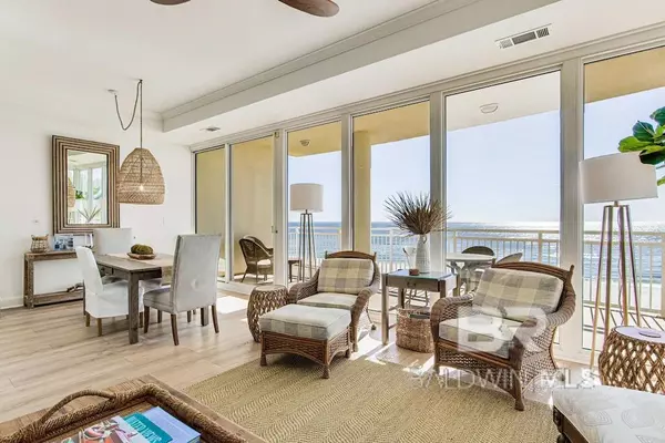 Pensacola, FL 32507,13555 Sandy Key Drive #302