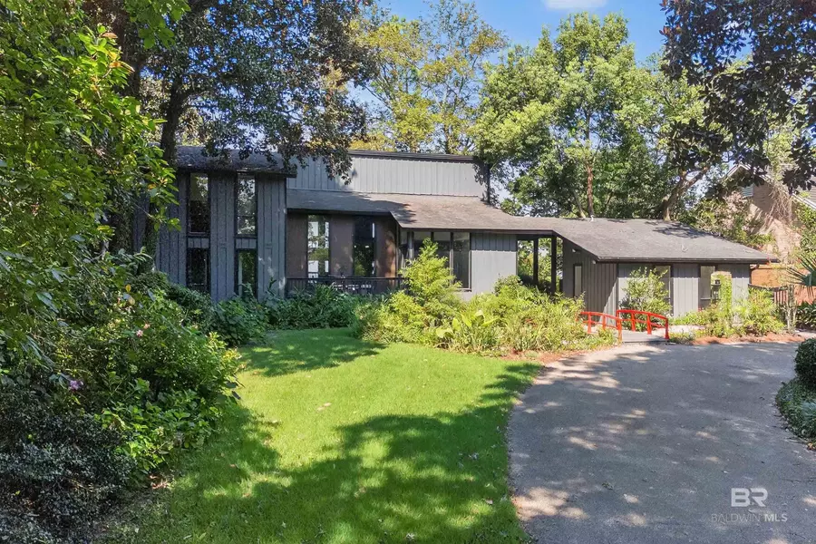 921 Sea Cliff Drive, Fairhope, AL 36532