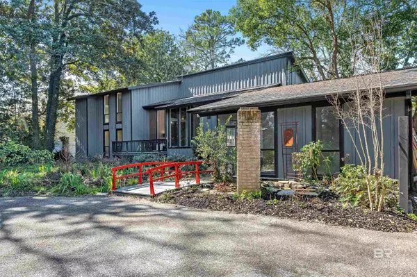 921 Sea Cliff Drive, Fairhope, AL 36532
