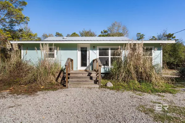 2090 Primrose Lane, Gulf Shores, AL 36542