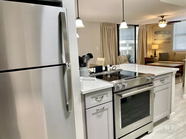 Gulf Shores, AL 36542,511 E Beach Boulevard #206