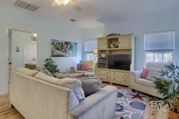 Gulf Shores, AL 36542,5601 State Highway 180 #3604