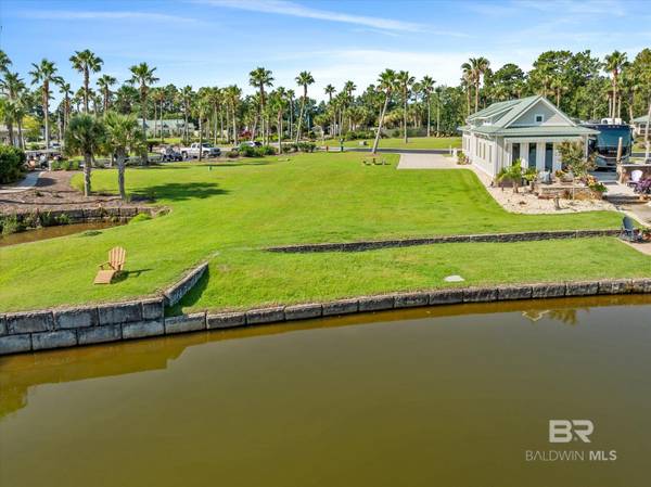 12080 Gateway Drive, Elberta, AL 36530