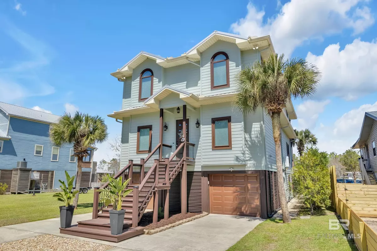 Gulf Shores, AL 36542,814 W Canal Drive