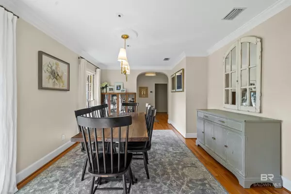 Mobile, AL 36608,141 Myrtlewood Lane