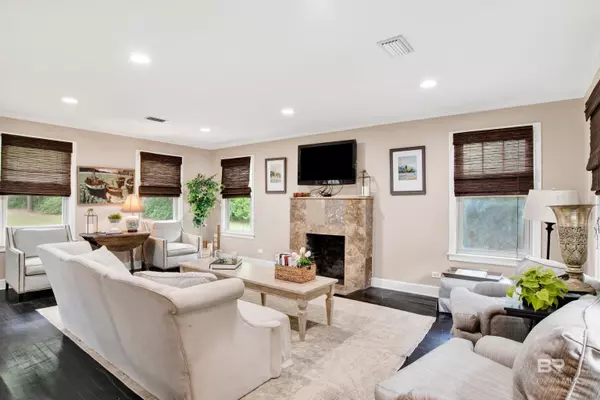 Magnolia Springs, AL 36555,14401 Oak Street