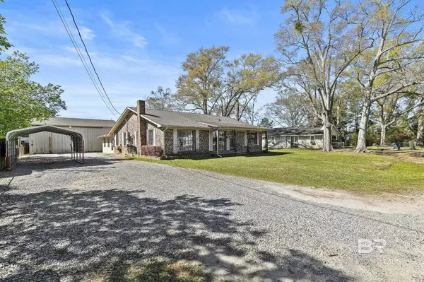 Bay Minette, AL 36507,303 W Banyan Street