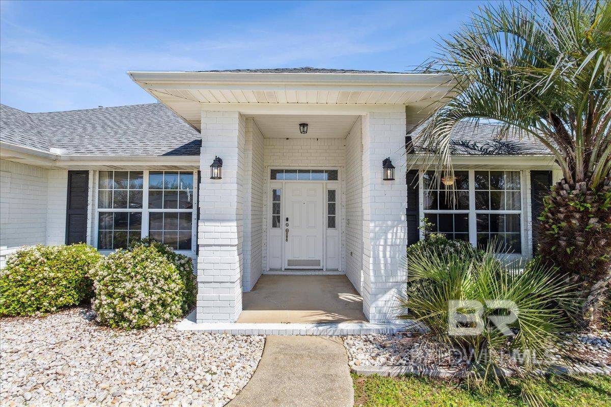 6004 Firefly Drive, Pensacola, FL 32507