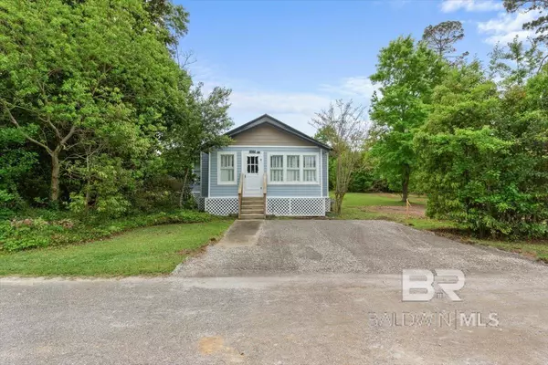Robertsdale, AL 36567,18312 Brewton Street