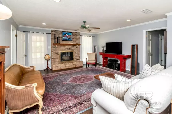 Mobile, AL 36609,5725 S Vendome Drive