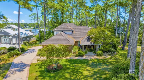 8927 Bay Point Drive, Elberta, AL 36530