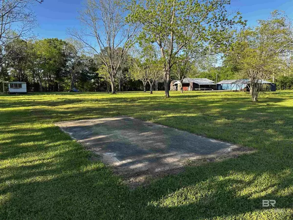 Stapleton, AL 36578,12923 Wiggins Road