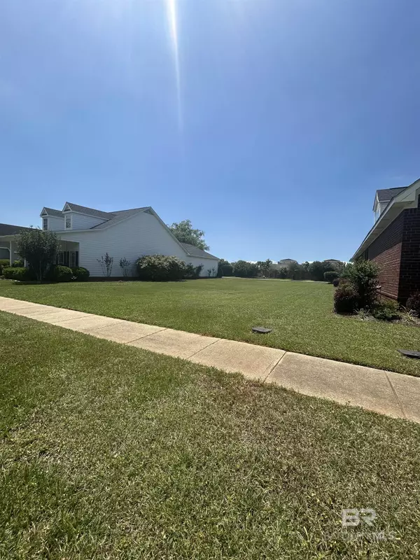 Daphne, AL 36526,0 St Basil Street