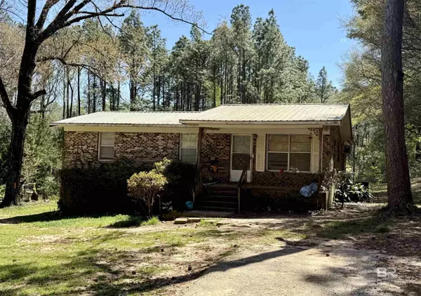 9801 CLEBORNE Road, Chunchula, AL 36521