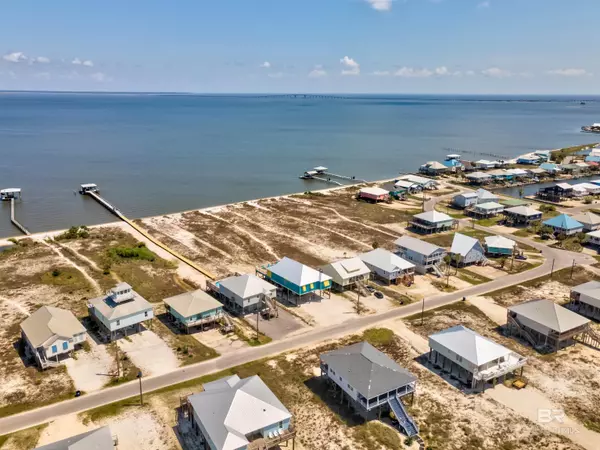 Dauphin Island, AL 36528,2324 ISLAND SHORES Drive