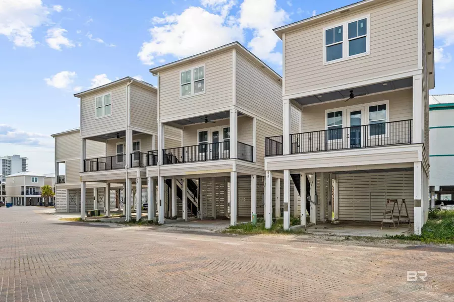 951 W Lagoon Avenue #C, Gulf Shores, AL 36542