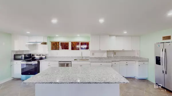 Pensacola, FL 32507,5534 Sea Spray Drive