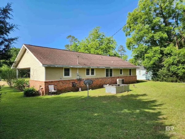 Brewton, AL 36426,571 Georgia Lane