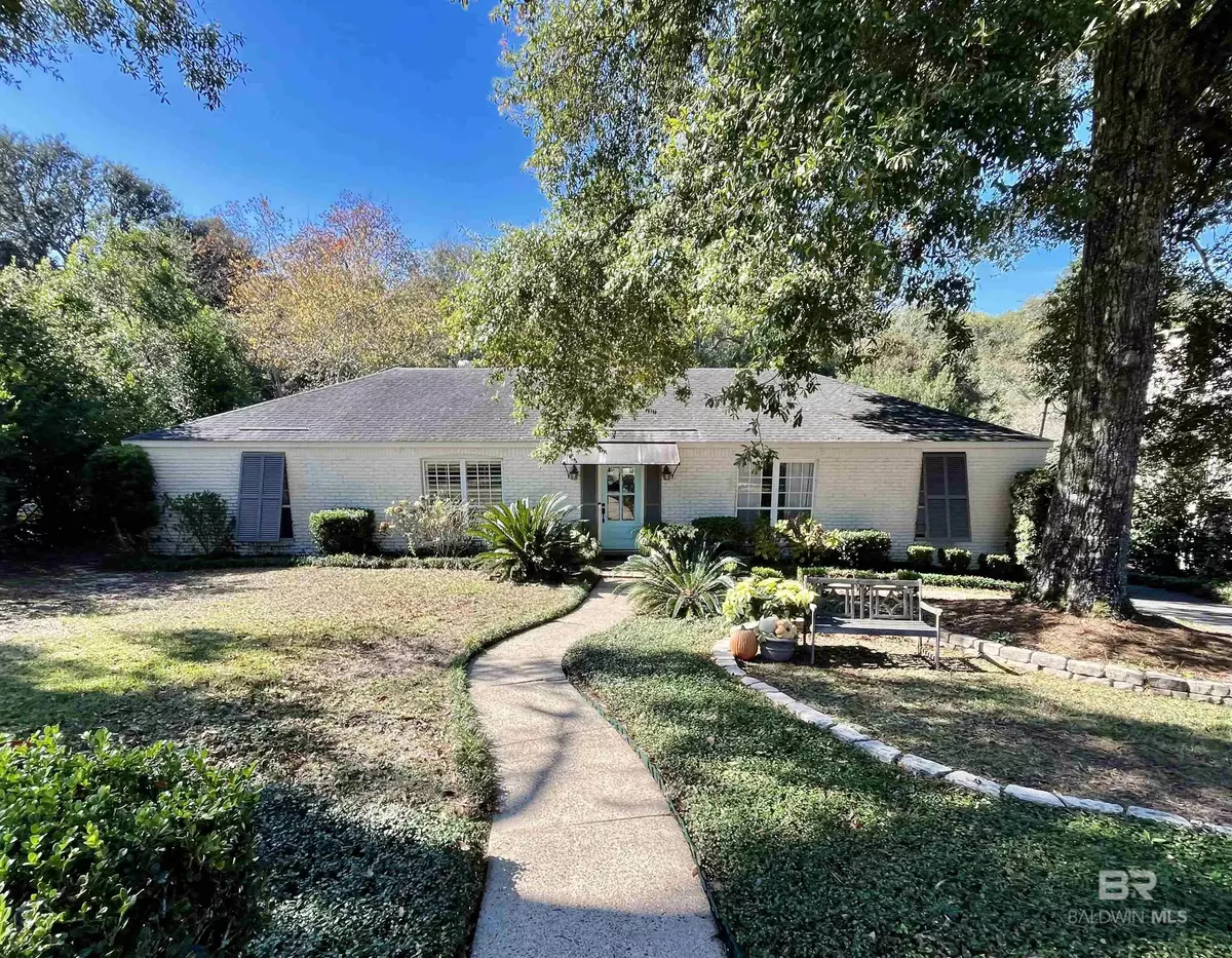 Mobile, AL 36608,451 Ridgelawn Drive