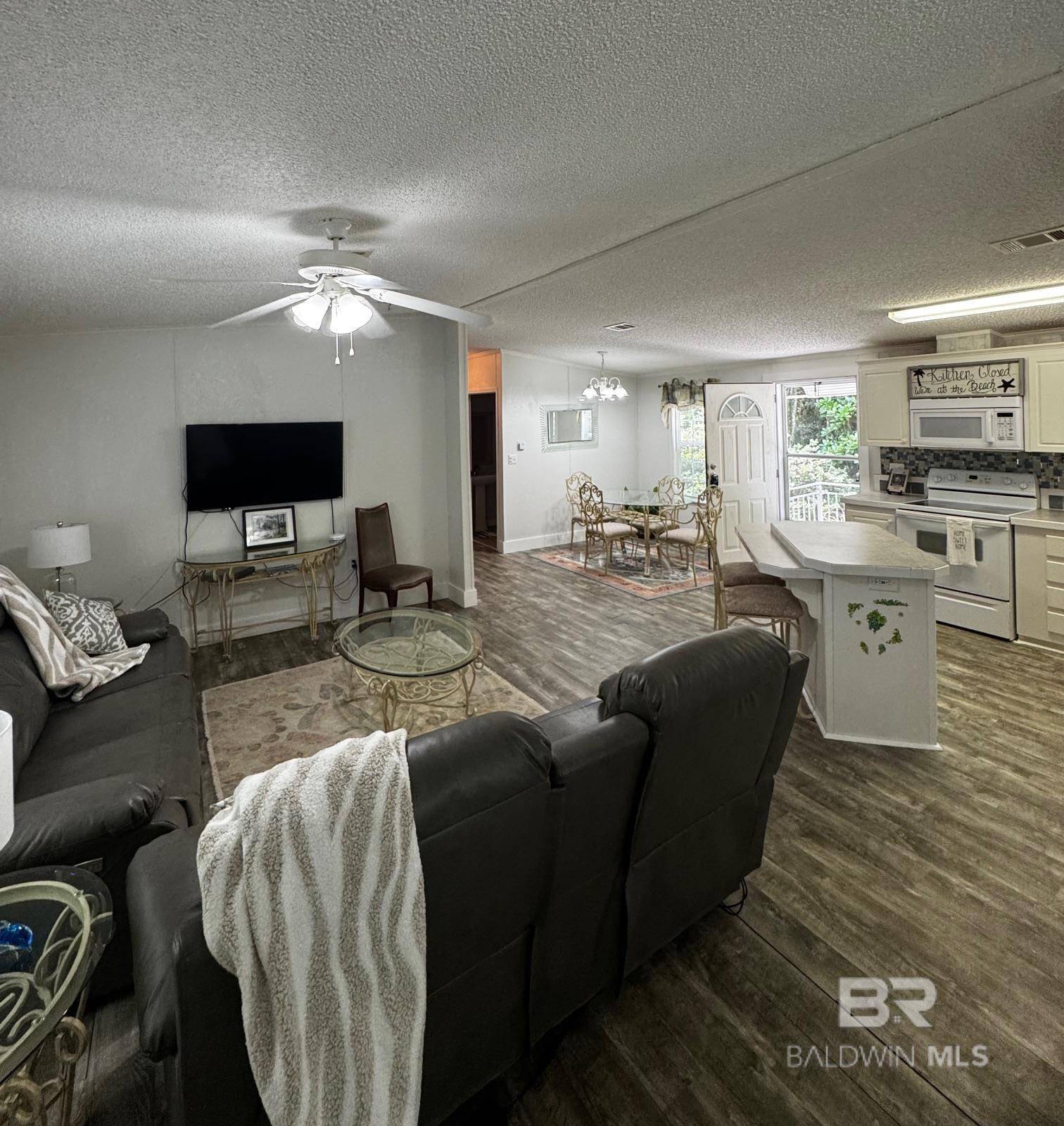 Lillian, AL 36549,1351 Caney Loop