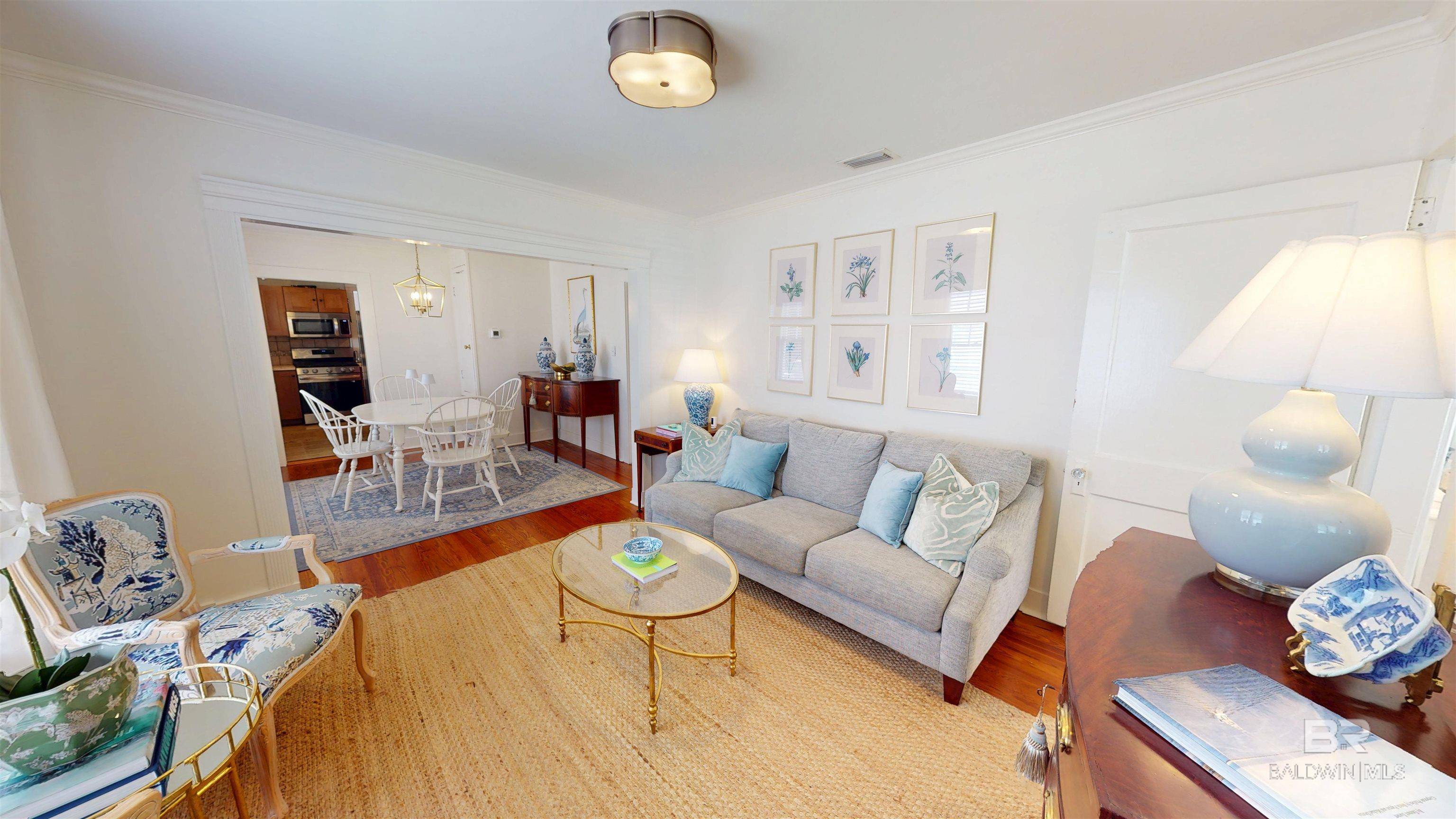 Mobile, AL 36606,21 Crenshaw Street