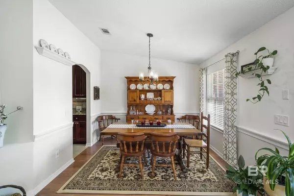 Foley, AL 36535,1802 S Bay Street