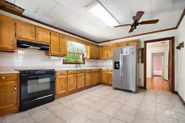 Mobile, AL 36693,5405 Dogwood Court