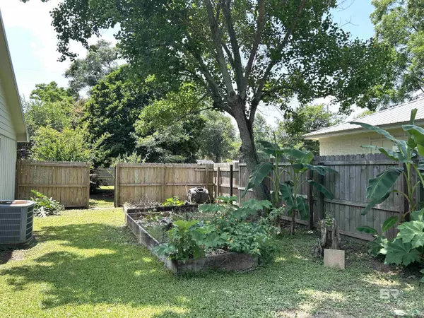 Robertsdale, AL 36567,22171 Kendrick Lane