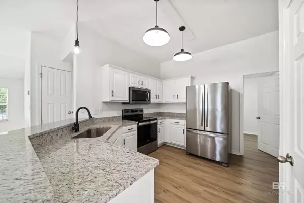 Foley, AL 36535,16063 Mansion Street