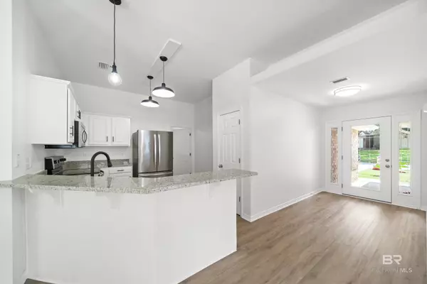Foley, AL 36535,16063 Mansion Street