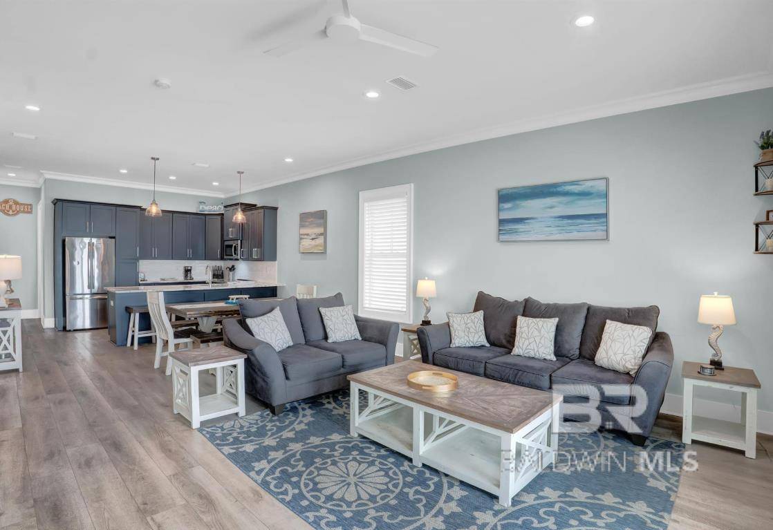 Gulf Shores, AL 36542,1592 WEST BEACH Boulevard #KK