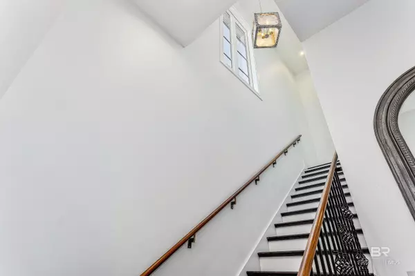 Pensacola Beach, FL 32561,808 Ariola Drive