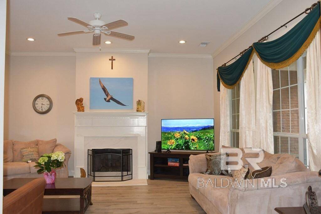 Mobile, AL 36608,5925 Eastridge Place