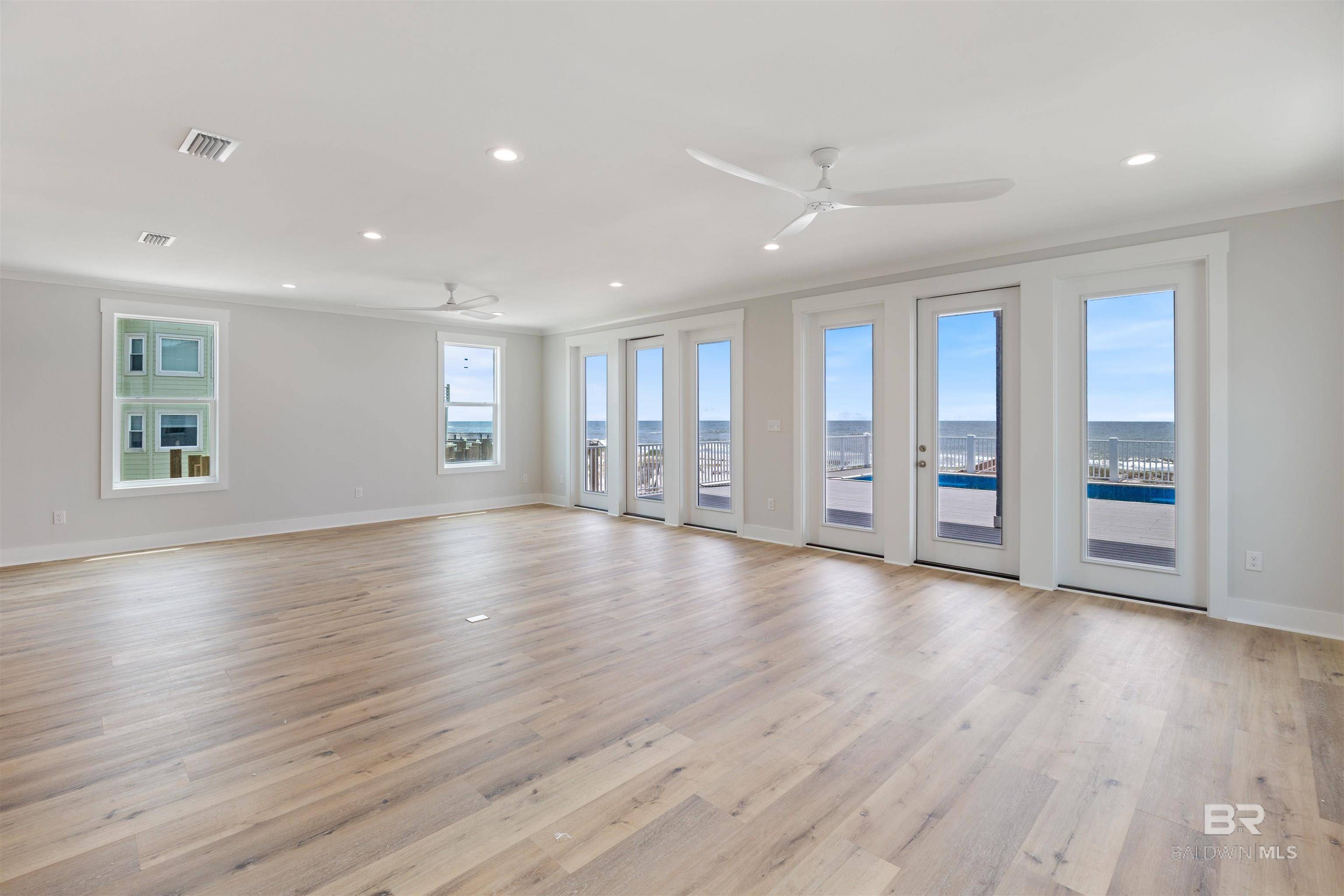 Gulf Shores, AL 36542,4194 Murray Way